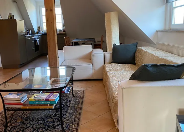 Apartmán Helle Und Ruhige Dachgeschosswohnung