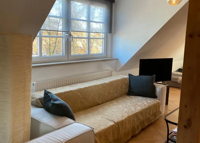 Lejlighed Helle Und Ruhige Dachgeschosswohnung *