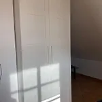 Helle Und Ruhige Dachgeschosswohnung