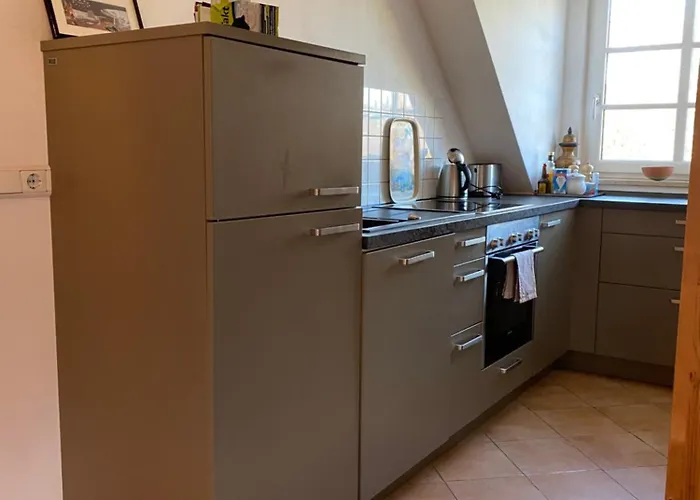 Lejlighed Helle Und Ruhige Dachgeschosswohnung München