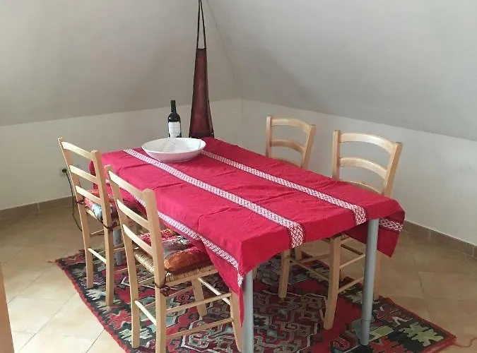 Lejlighed Helle Und Ruhige Dachgeschosswohnung *